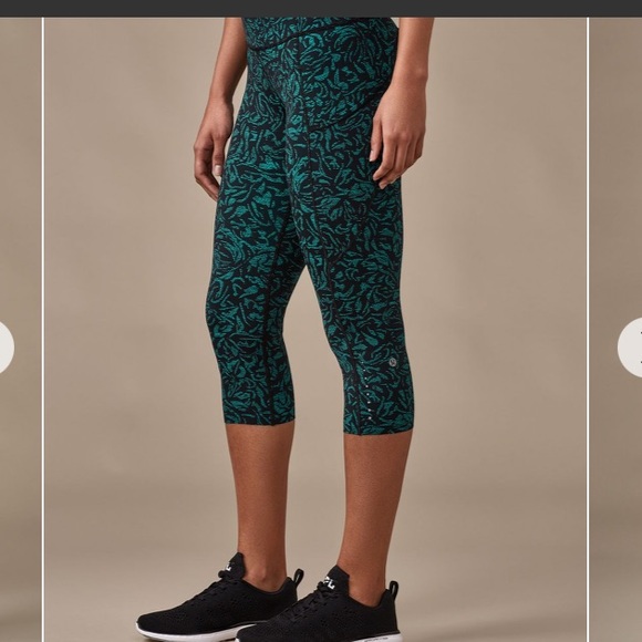 NEW Lululemon crop leggings - Picture 16 of 16